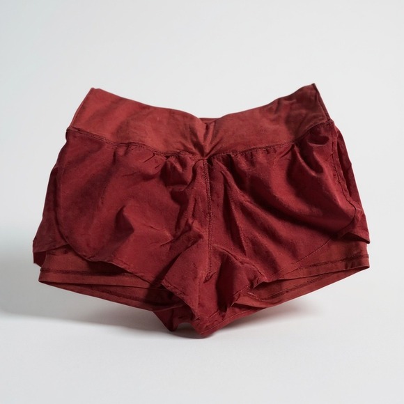 Athletic Running‎ Shorts XL Womens 95% Polyester 5% Spandex Lightweight Burgundy - Picture 1 of 6